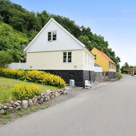 Feriehus 3 Bedroom Gorgeous In