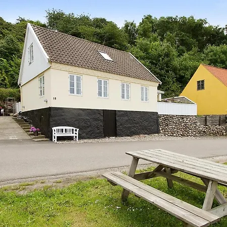 Feriehus 3 Bedroom Gorgeous In Hasle